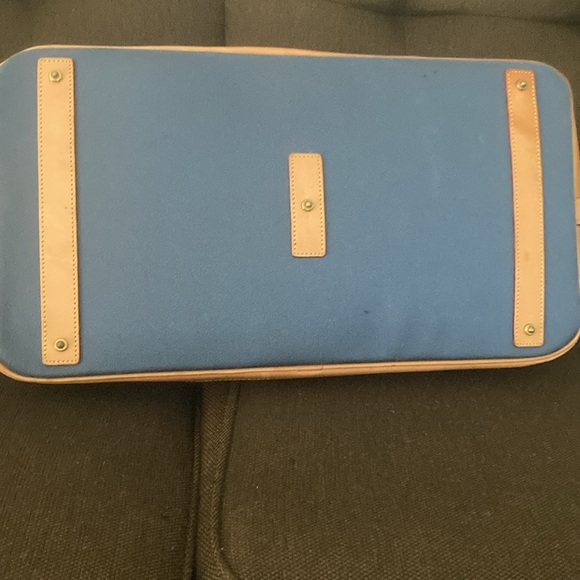 DOONEY & BOURKE Blue & Tan large travel bag. - Picture 6 of 7